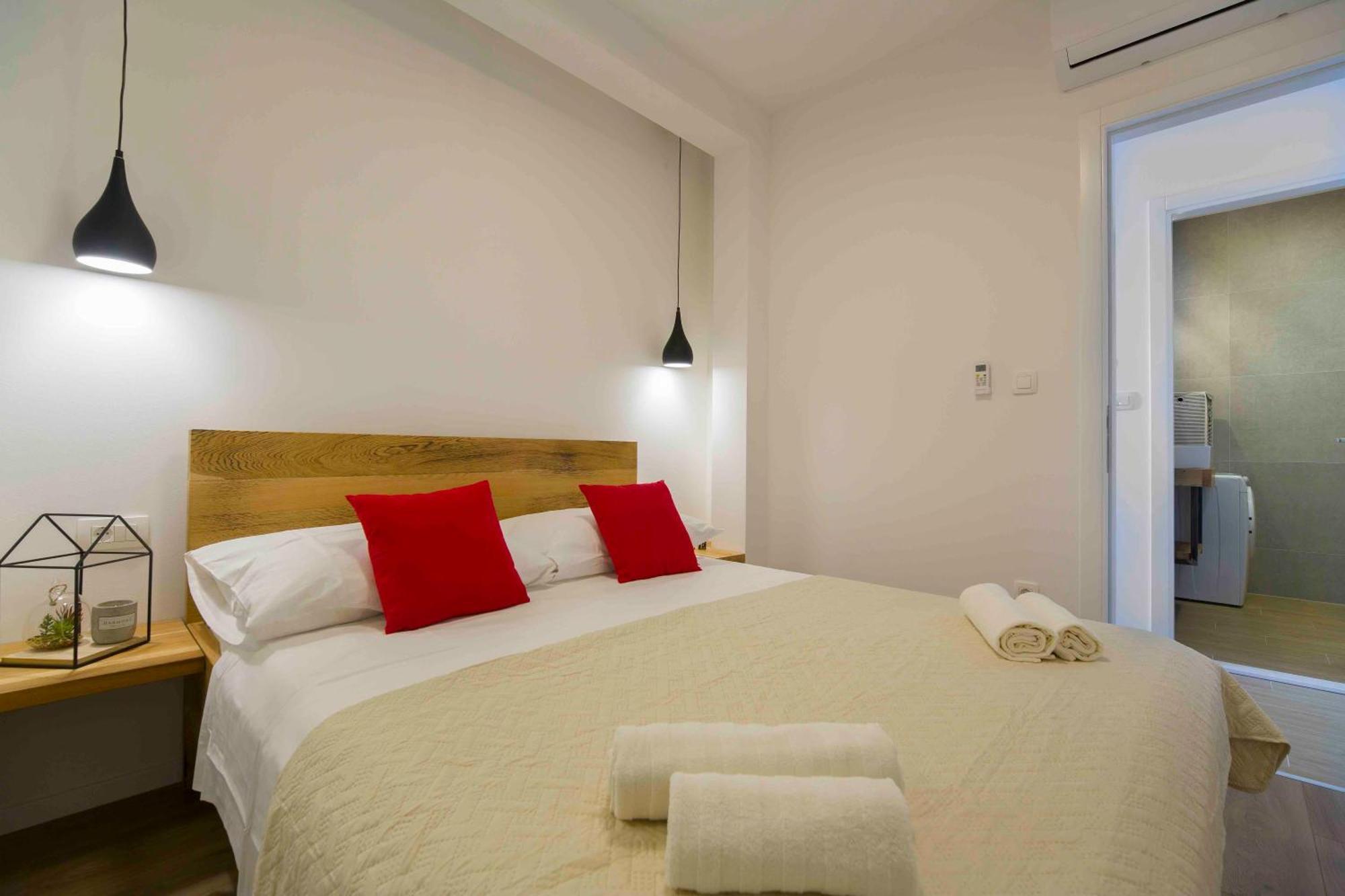 Bulli Croatia Hotell Donji Seget Exteriör bild