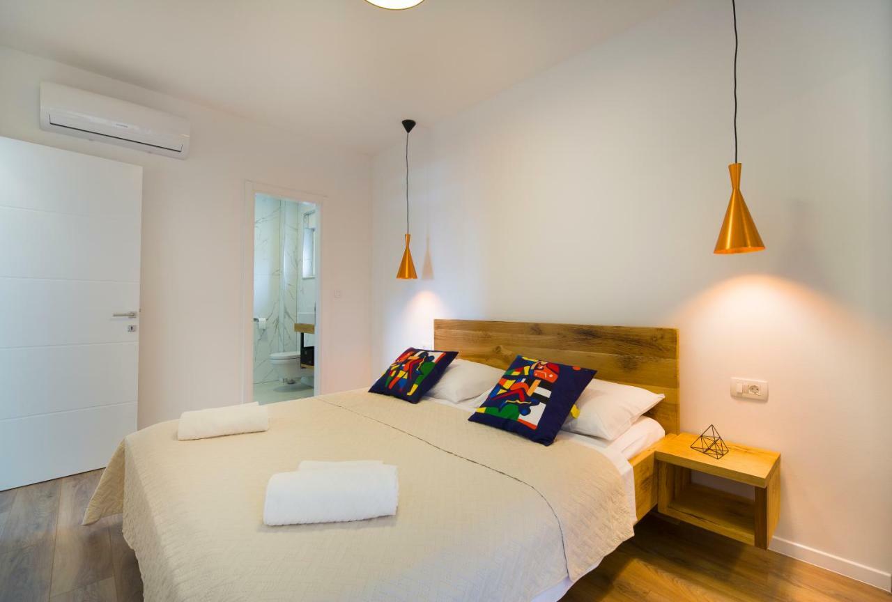 Bulli Croatia Hotell Donji Seget Exteriör bild